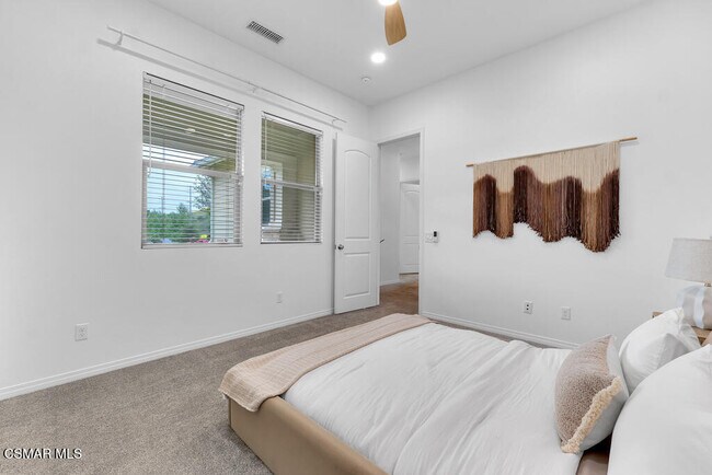 Building Photo - 4968 Princess Dr