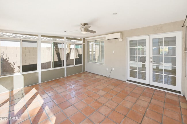 Building Photo - 9321 E Caribbean Ln
