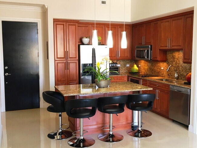 Building Photo - 1805 Ponce de Leon Blvd