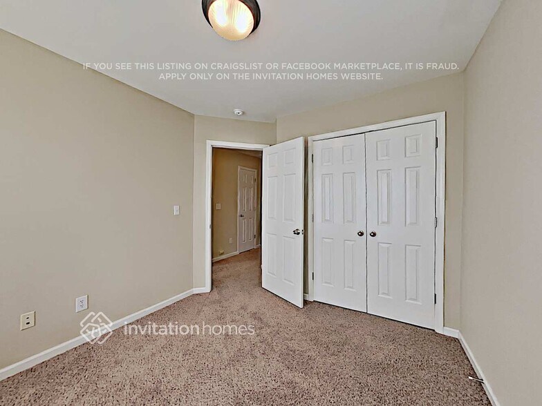 Building Photo - 9630 Kings Parade Blvd
