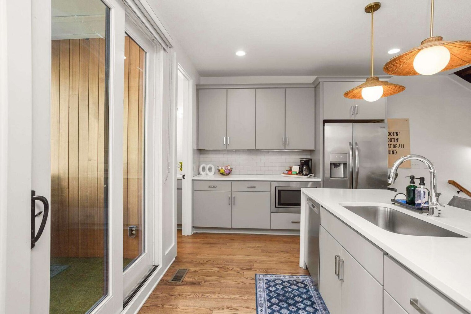 Building Photo - 1710 8th Ave S