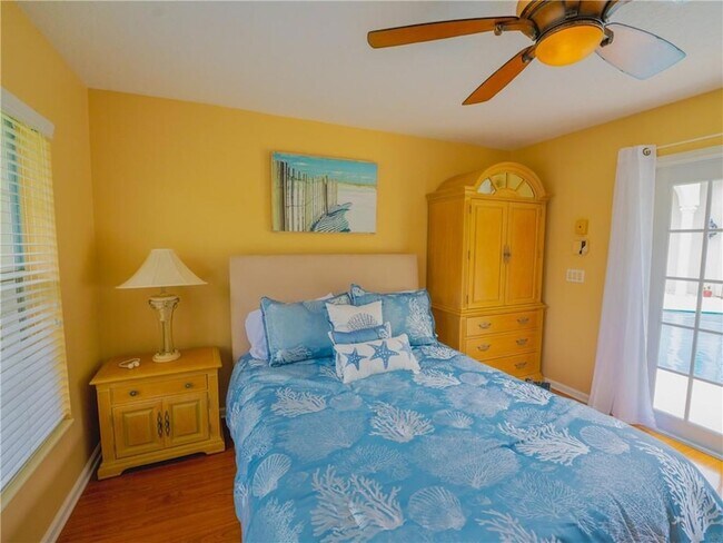 Building Photo - 20107 Ocean Key Dr