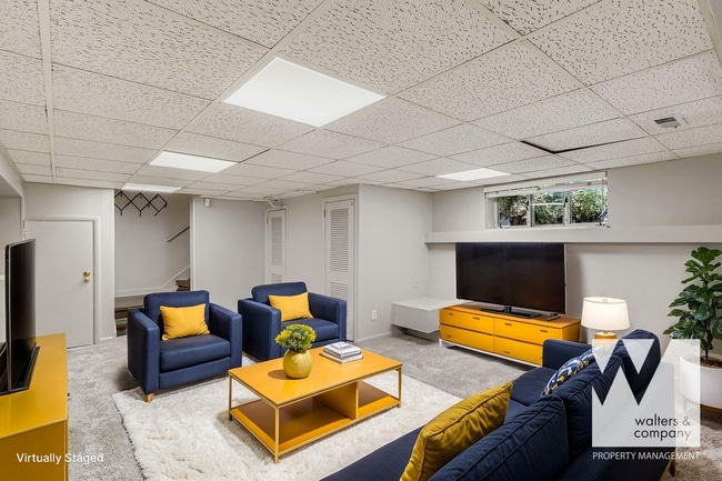 Building Photo - 701 S Milwaukee St