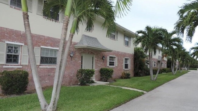 Building Photo - 123 Deer Creek Blvd