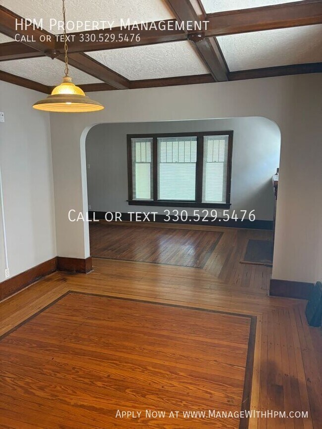 Building Photo - 188 S Portage Path