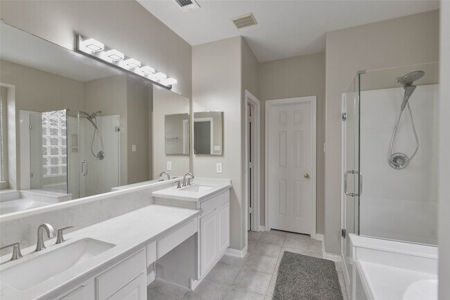 Building Photo - 21808 Maidens Crossing Dr