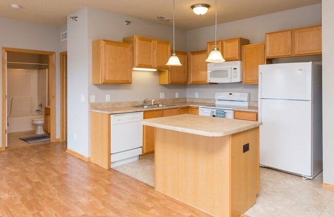 Building Photo - 1207 N 6th St