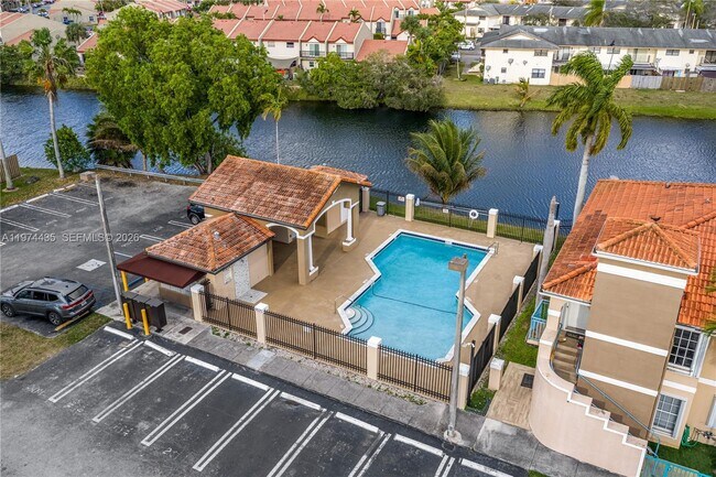 Building Photo - 13060 SW 64th Ter