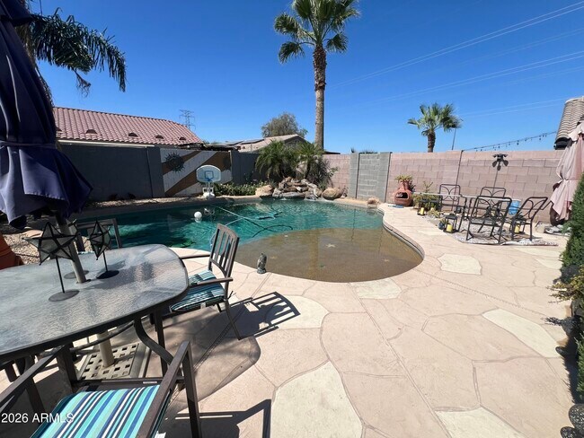 Building Photo - 11185 W Ashley Chantil Dr