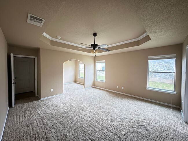 Building Photo - 708 Cody James Dr