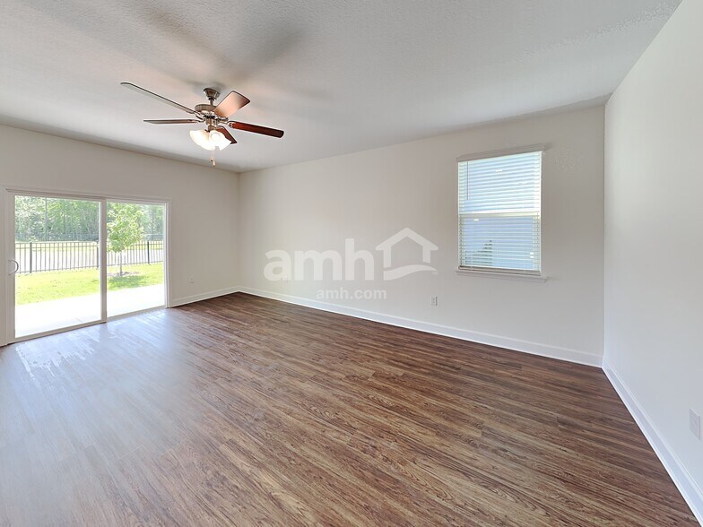 Building Photo - 5909 Hampton Creek Rd