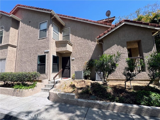 Primary Photo - 2312 Archwood Ln