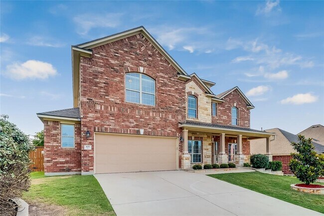 Building Photo - 401 Silver Trail