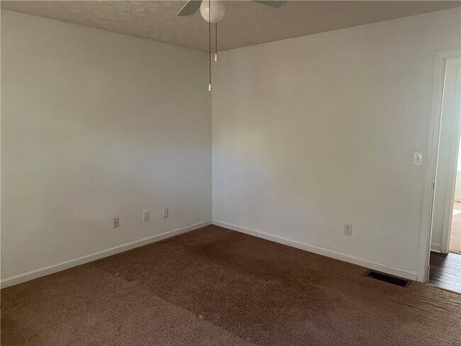 Building Photo - 6441 Wildwood Trail