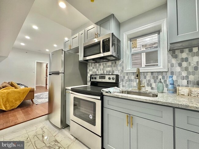 Building Photo - 2224 N 20th St