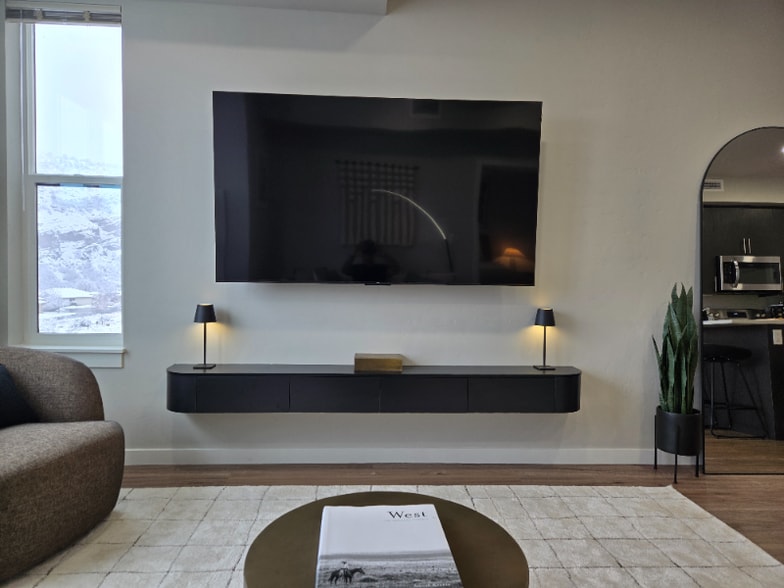 Building Photo - 1275 Escalante Dr