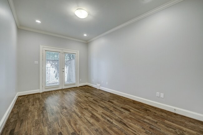 Building Photo - 6618 Wanita Pl