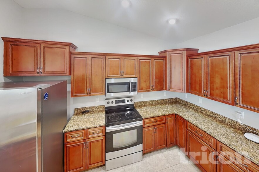 Building Photo - 7438 Watson Ln