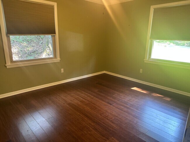 Building Photo - Fully remodeled home for rent