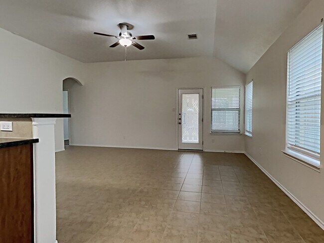 Building Photo - 10006 Blissfull Valley Ln