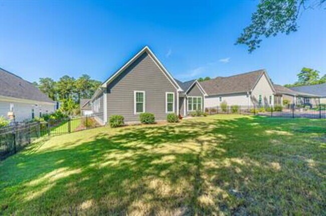 Building Photo - 365 N Bracken Fern Ln