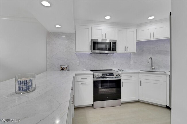 Building Photo - 1 Bluebill Ave