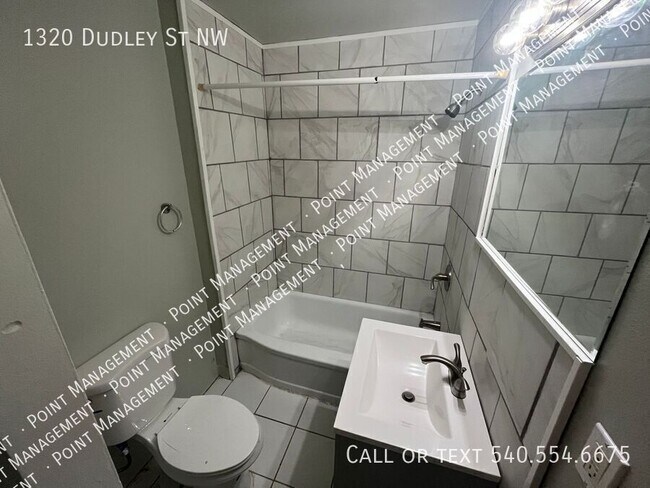 Building Photo - 1320 Dudley St NW