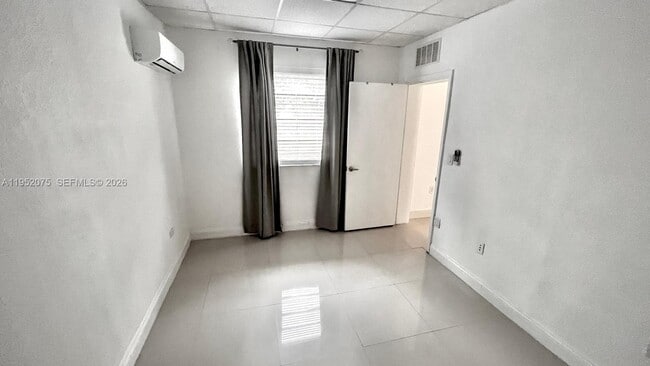 Building Photo - 8550 Miller Dr