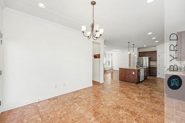 Building Photo - 16921 Thornapple Run
