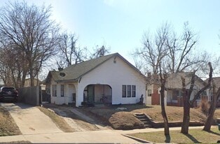 Building Photo - 1616 NW 10th St