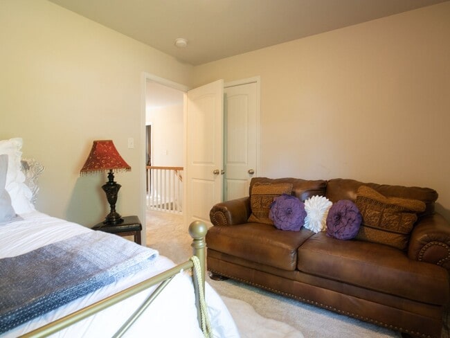 Building Photo - Stunning Shaker-Style 4-Bedroom Home in Chesterfield | Granite & Hardwoods!