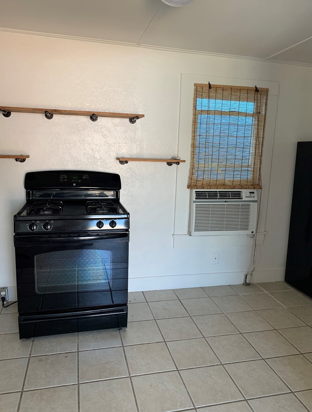 Building Photo - 4705 Avenue P 1/2