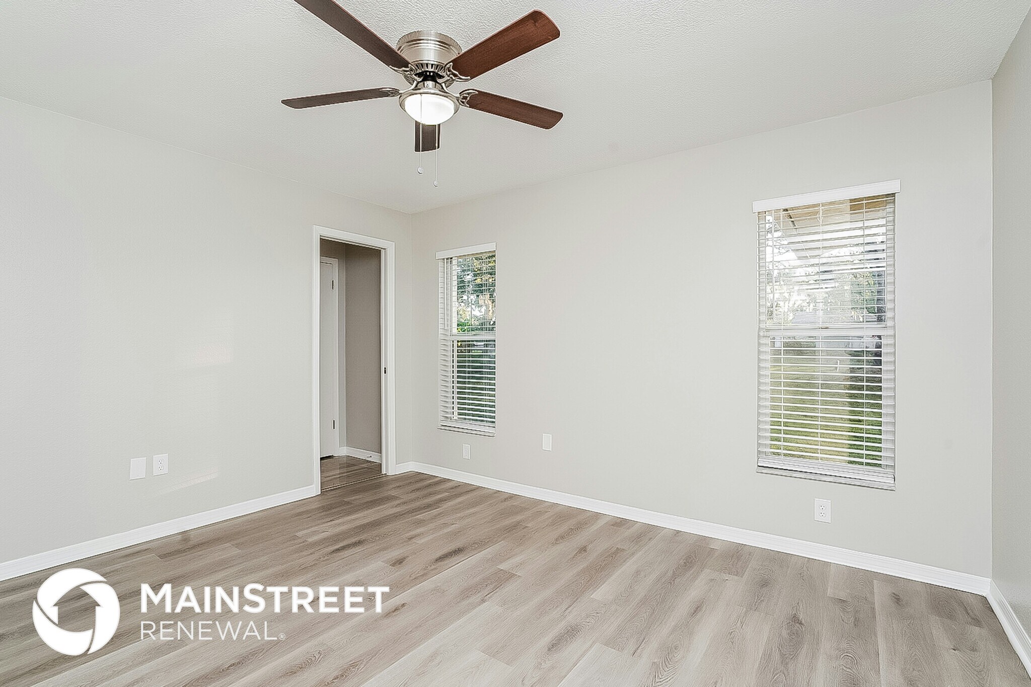 Building Photo - 13430 Litewood Dr