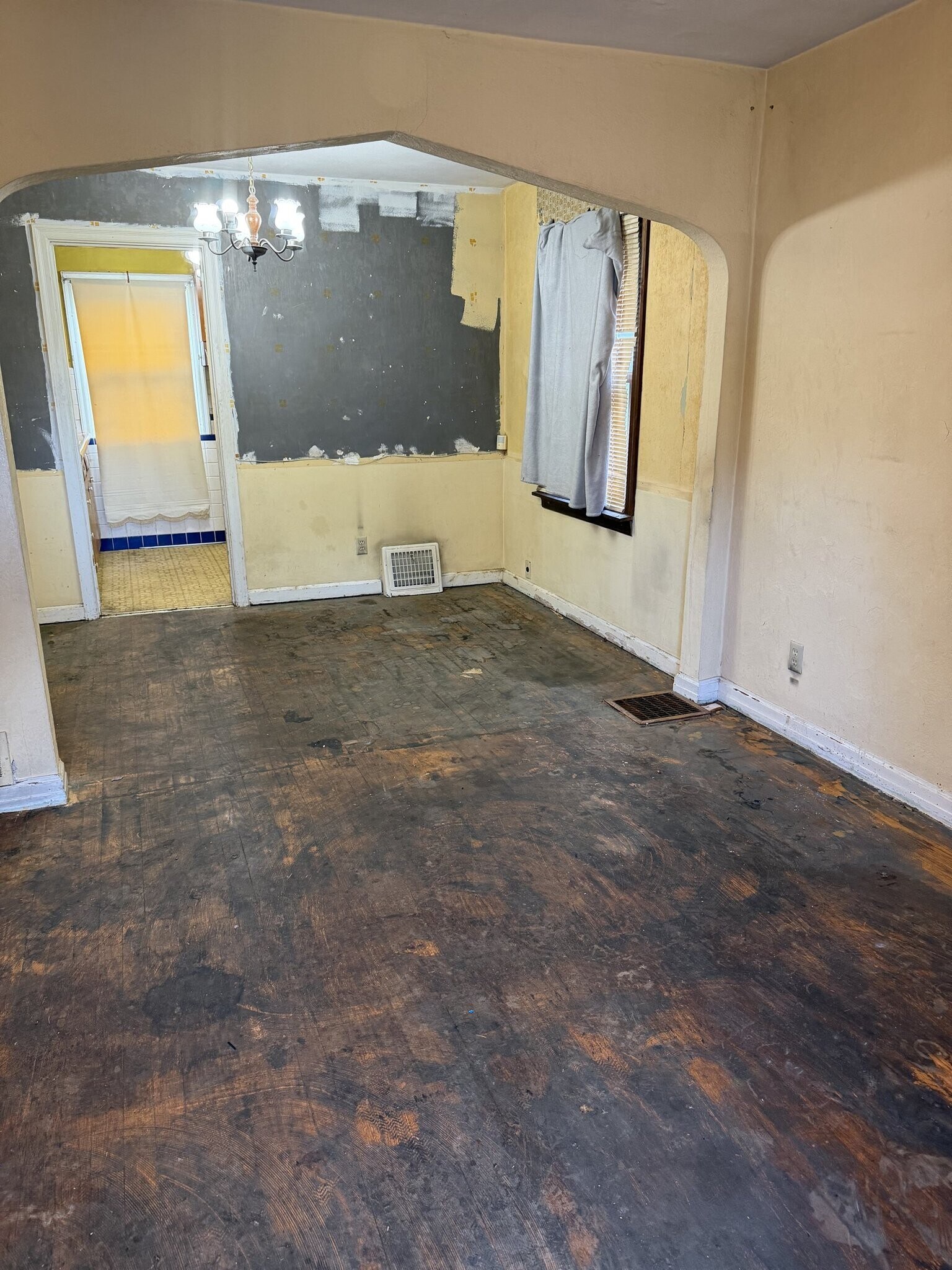 Building Photo - 2072 Coleridge Dr