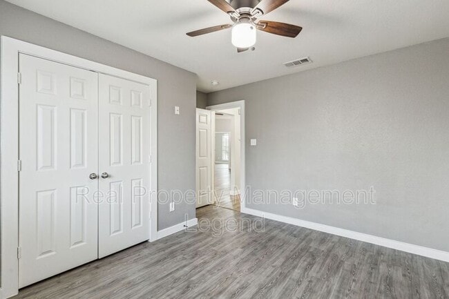Building Photo - 1800 Meadow Lark Ln