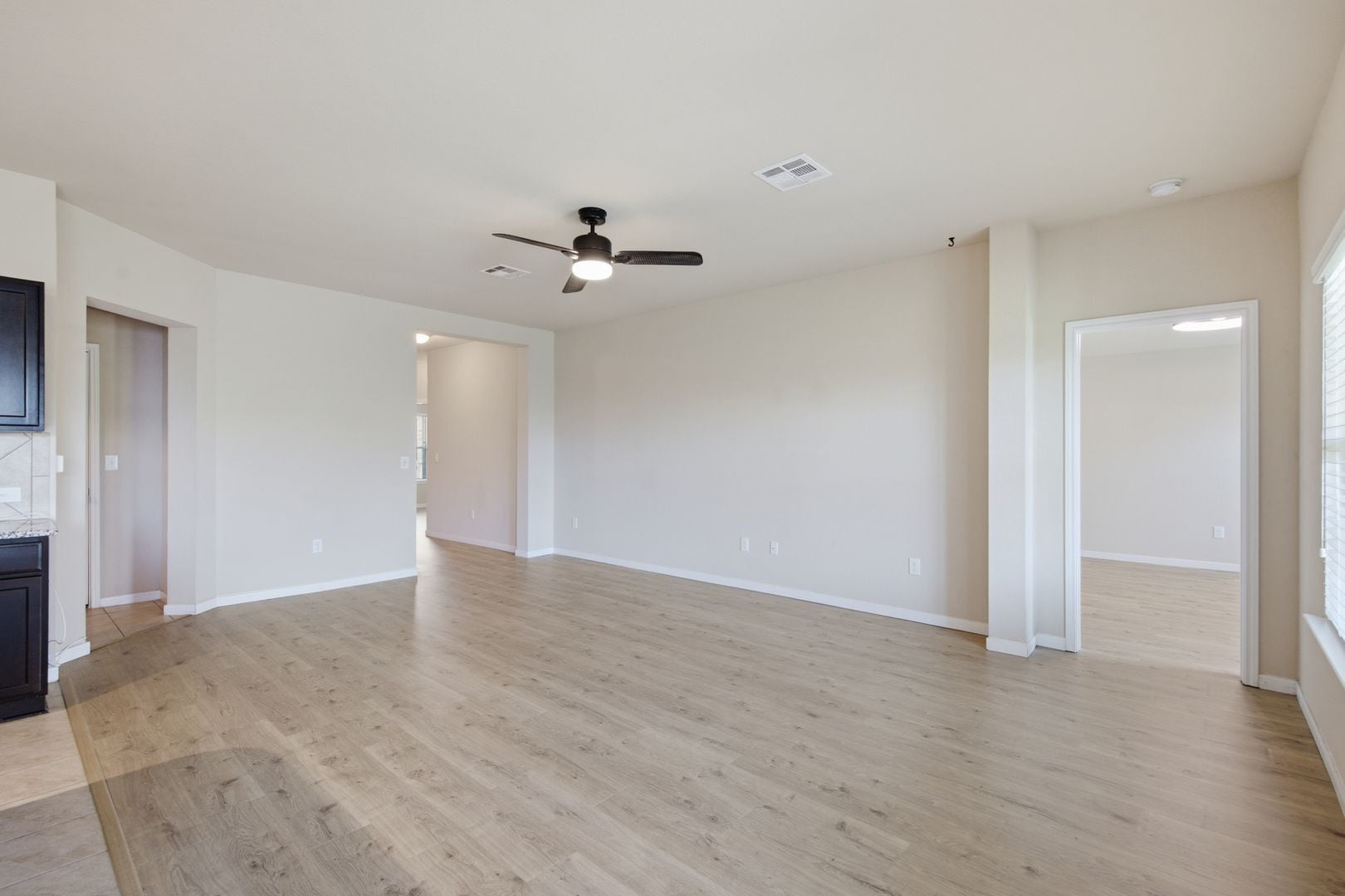 Building Photo - 5813 Roderick Dr