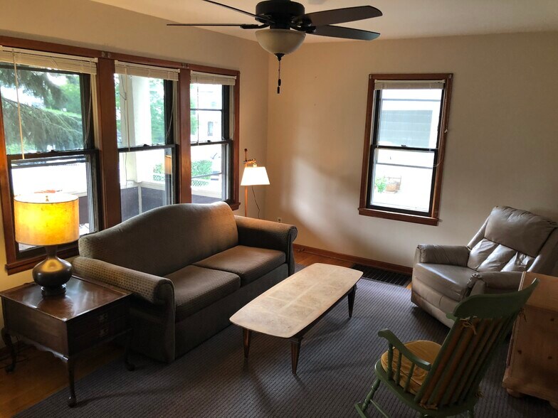 Building Photo - 2220 16th St