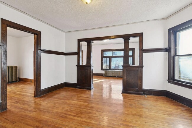 Building Photo - 104 W 27th St