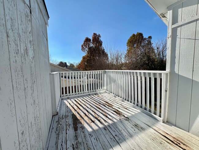 Building Photo - ?Cozy North OKC home with fireplace ?