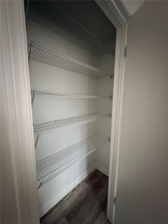 Building Photo - 1909 Suwanee Valley Rd NW