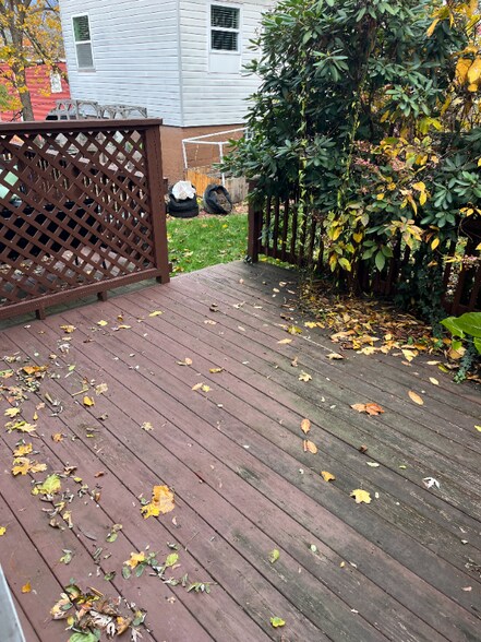 Building Photo - 13 Telescope St