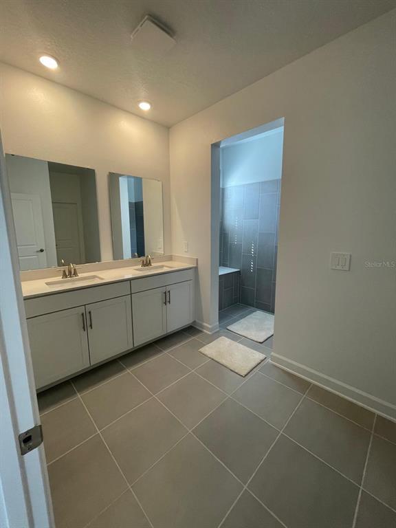 Building Photo - 3233 Addison Blvd