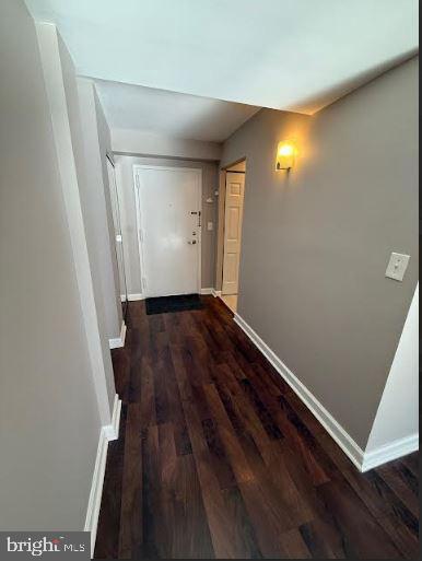 Building Photo - 7621 Tremayne Pl