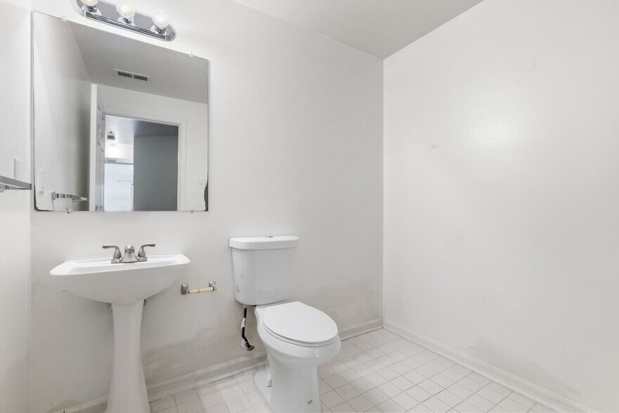 Building Photo - 3507 Corn Stream Rd