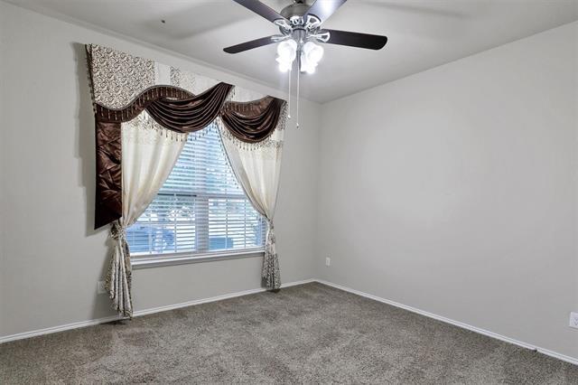 Building Photo - 11824 Kurth Dr