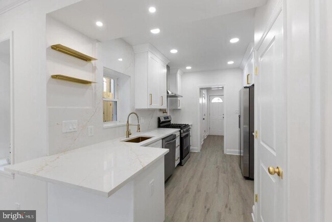 Building Photo - 1226 S 22nd St