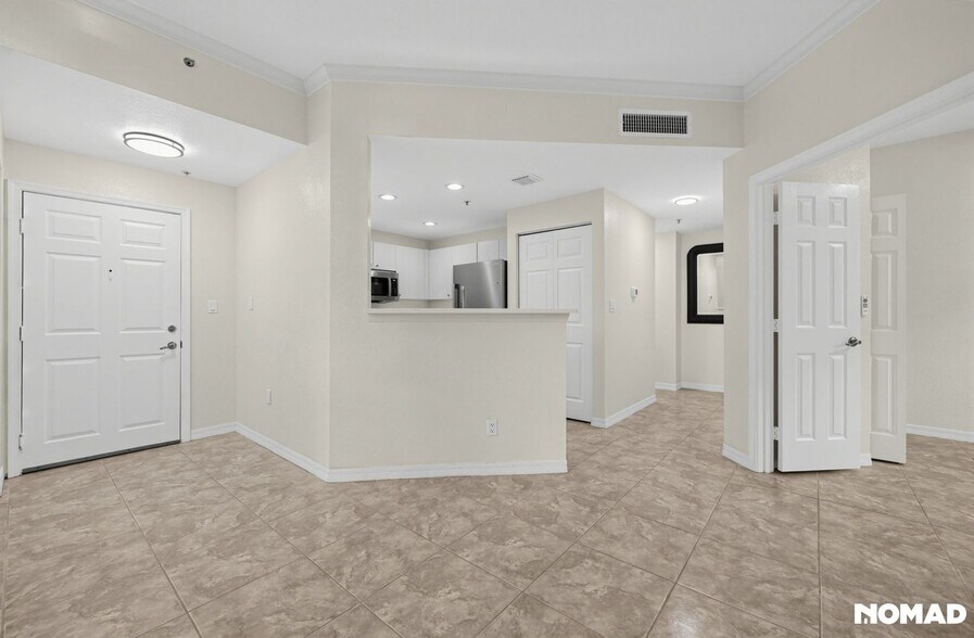 Building Photo - 1801 N Flagler Dr