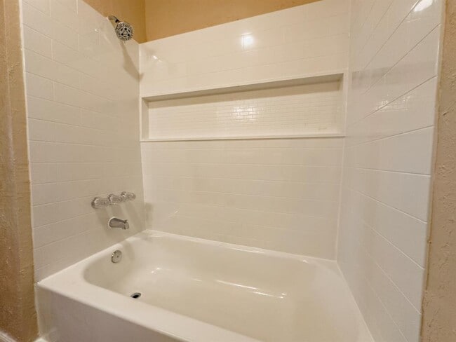 Building Photo - 2516 N W S Young Dr