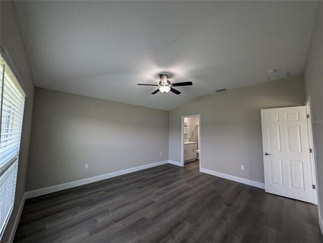 Building Photo - 174 Kroll Ln