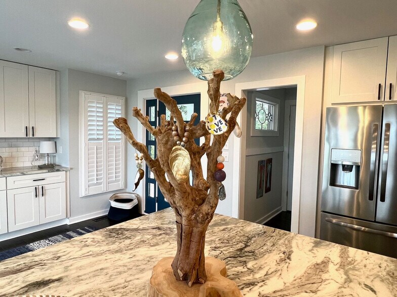 Building Photo - 2420 Seabrook Island Rd